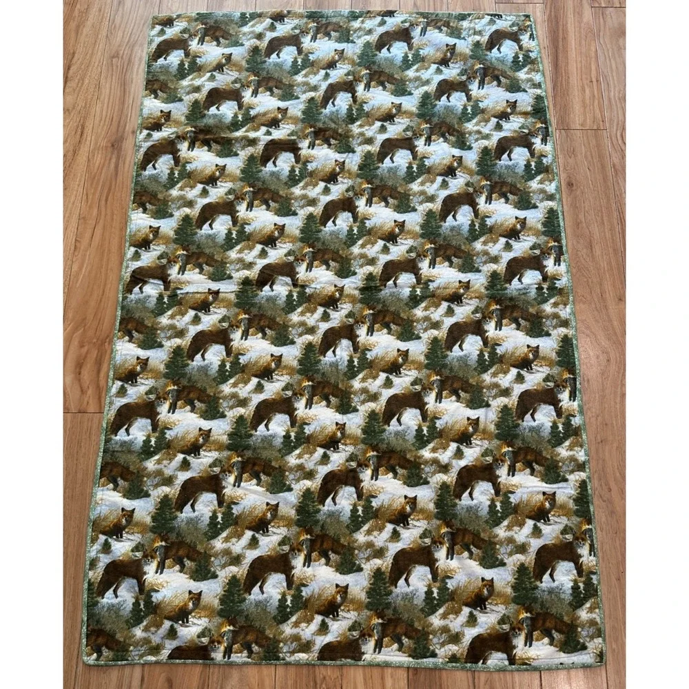 Jack Dempsey Great Outdoors‎ Fox White Lap Boy Cabin Quilt 58'' x 38''